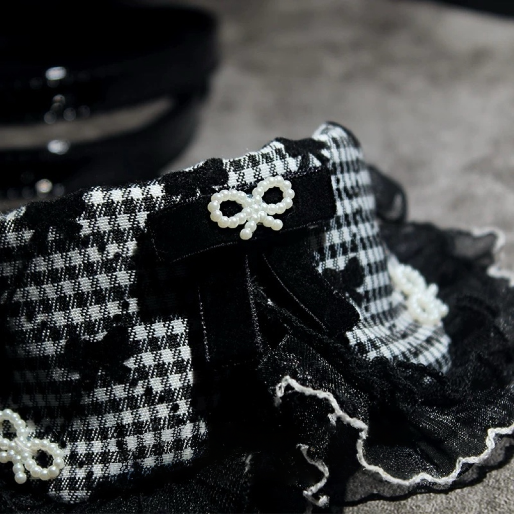The Classic Monochrome Gingham Collar