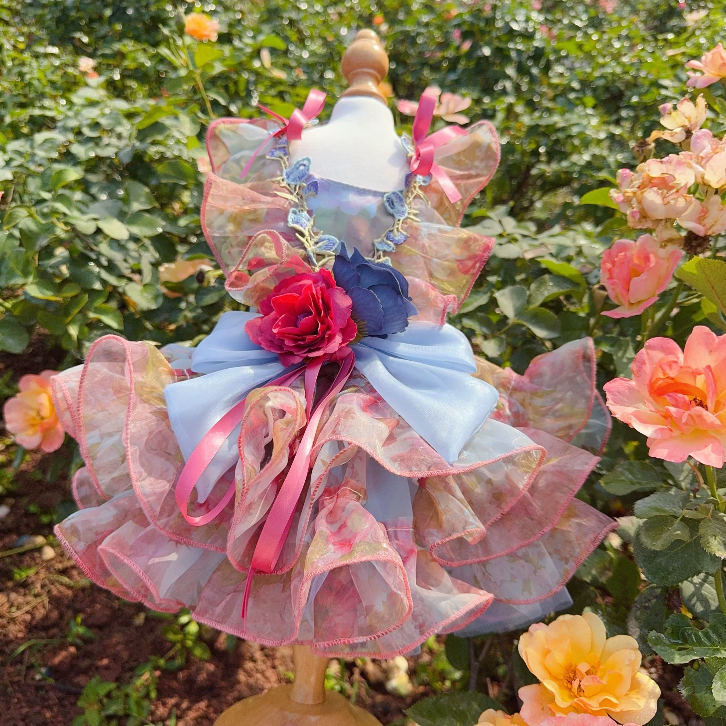 Morning Dew Floral Cascade